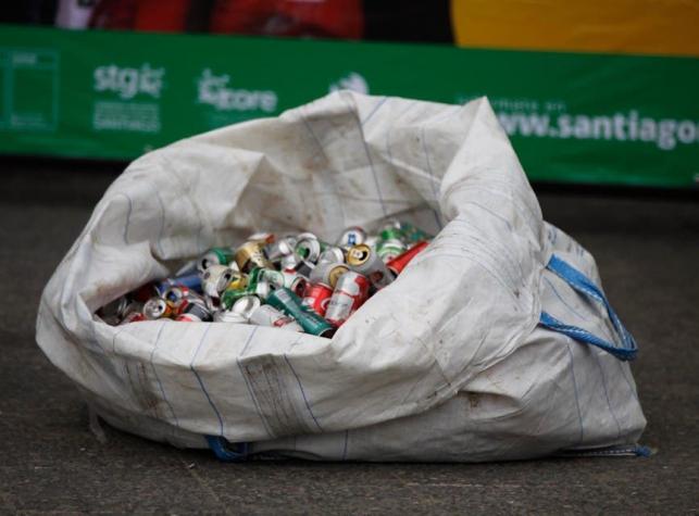 Encuesta Nacional de Medio Ambiente 2018: la mitad de los chilenos dice reciclar semanalmente