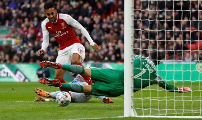 [Gol a Gol] Con Bravo titular el City vence a Arsenal en final de la Copa de la Liga