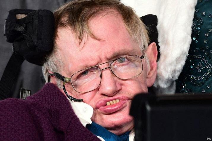 Stephen Hawking: La humanidad está en riesgo y muchos peligros los hemos creado nosotros mismos