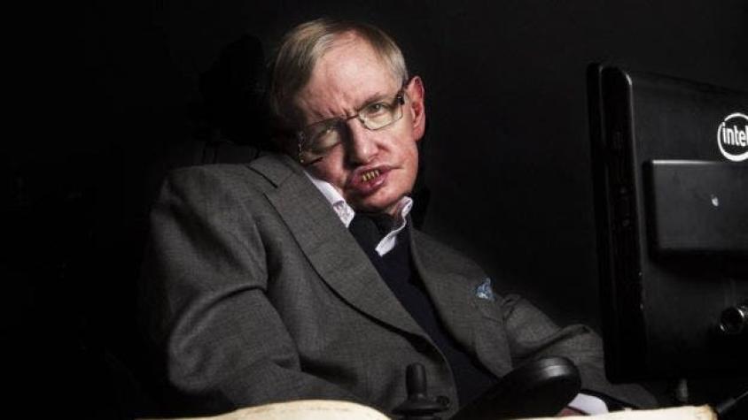 Hawking presentó trabajo donde habla de universos paralelos dos semanas antes de su muerte