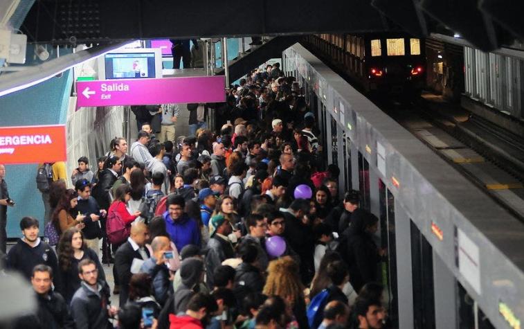 Gobierno asegura que Metro "no va a presentar fallas mayores" tras "desperfecto" en Línea 6
