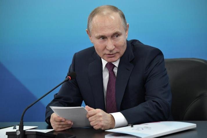 Rusia vota con Putin como favorito para un cuarto mandato