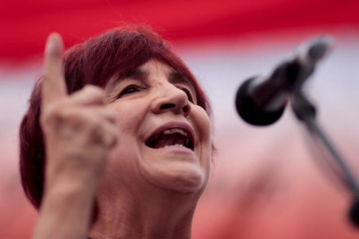 Carmen Hertz espera que Bachelet "honre compromiso" de cerrar penal Punta Peuco