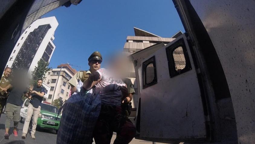 [VIDEO] Sacan a vendedores ambulantes en la calle Luis Thayer Ojeda de Providencia