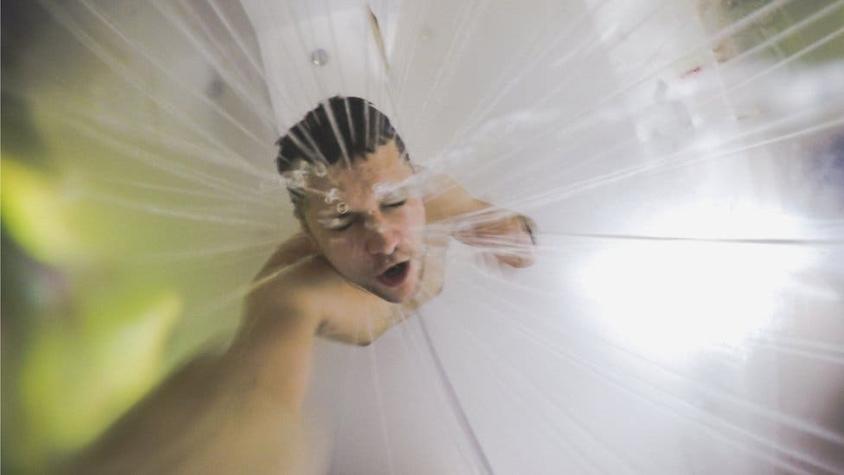 ¿De verdad tienen las duchas frías beneficios para la salud?
