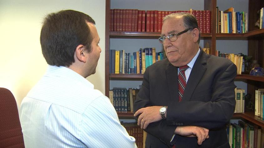 [VIDEO] Ex ministro Campos se defiende: "Que muestren el decreto"
