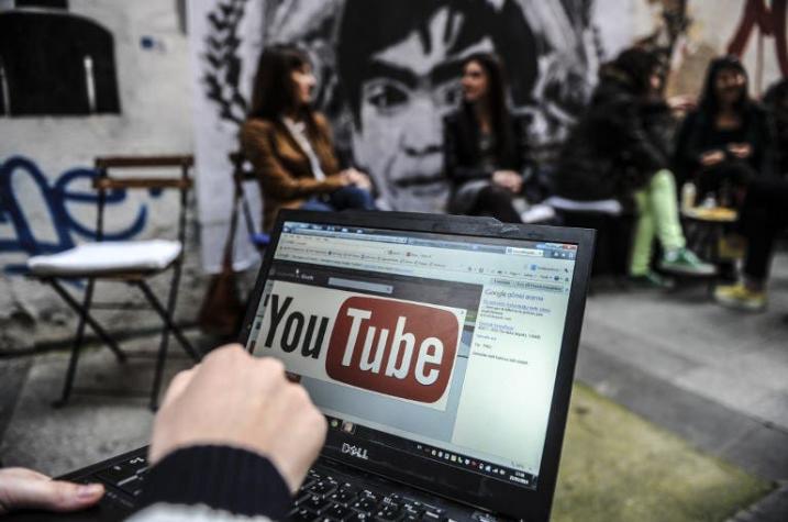YouTube recurre a Wikipedia para frenar teorías de conspiración