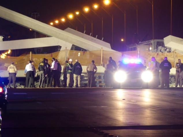 [VIDEO] Registran momento del colapso de puente peatonal en Miami