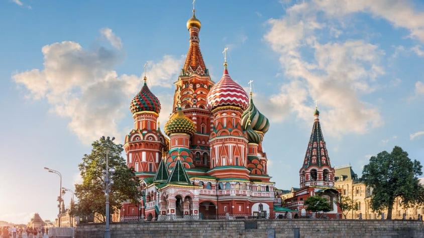 Por qué la Plaza Roja se llama así  y otras 9 curiosidades sobre Rusia