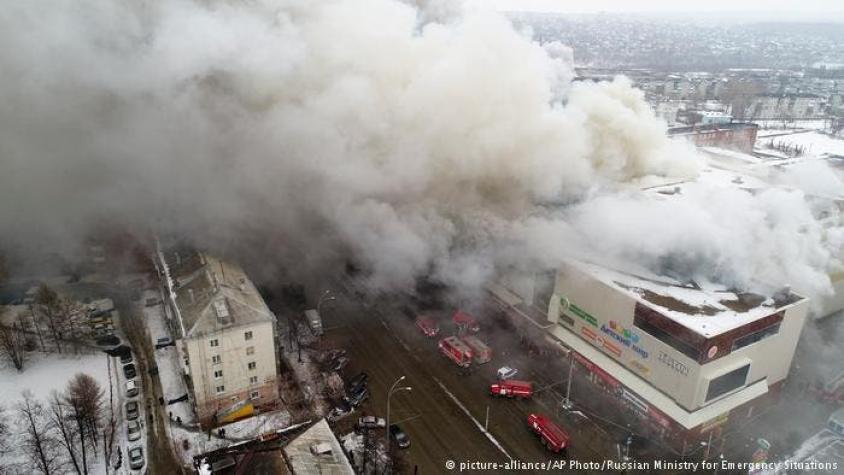 Incendio en Siberia deja al menos 48 muertos