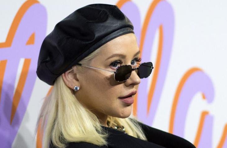 Irreconocible: Christina Aguilera luce al natural en portada de revista e impacta a sus fans