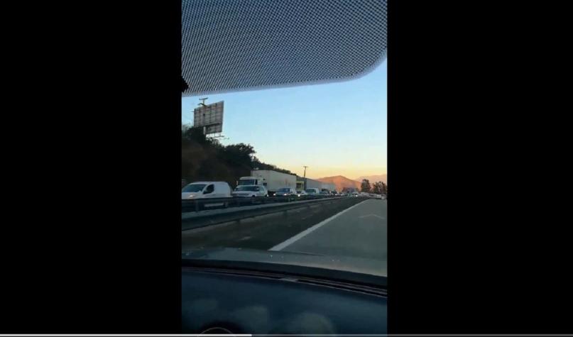[VIDEO] Gigantesco taco afecta a Ruta 68 producto de accidente