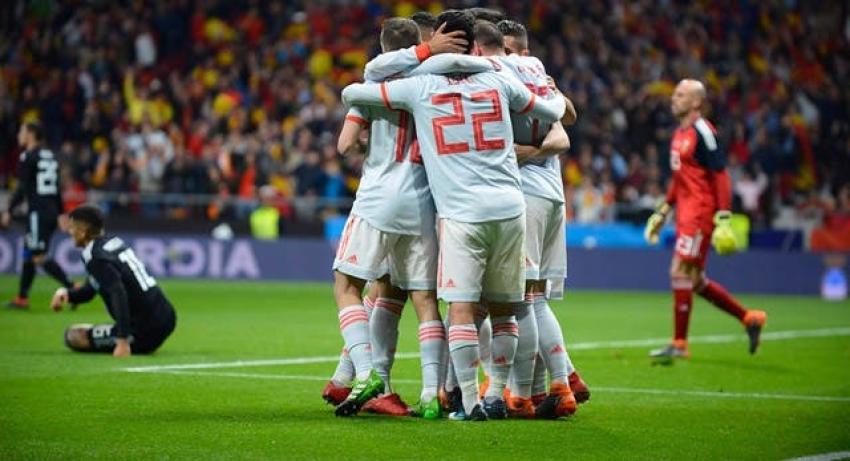 La prensa española eufórica tras 6-1 a Argentina: "Que el Mundial empiece ya"