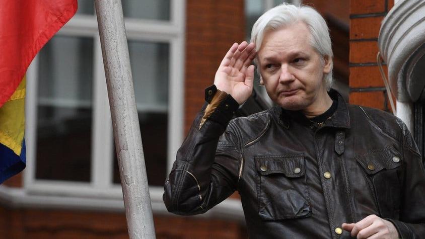 ¿Por qué cortaron las comunicaciones a Julian Assange en la embajada de Ecuador en Londres?