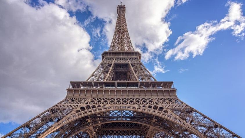 ¿Cómo la Torre Eiffel ha sobrevivido 129 años si solo fue construida para estar en pie dos décadas?