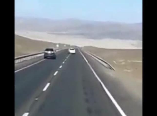 [VIDEO] La explicación del imprudente zigzagueo de un auto en carretera del norte