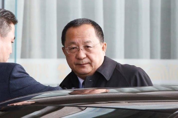 Ministro de Relaciones Exteriores norcoreano vista China