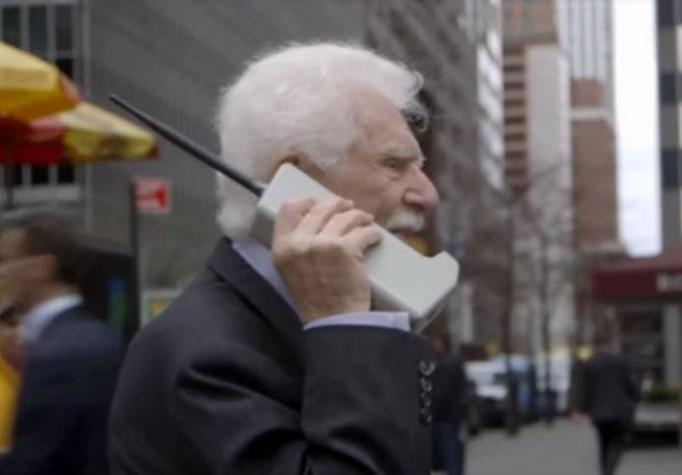 [VIDEO] A 45 años de un trolleo épico: así fue la primera llamada por celular