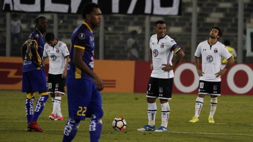 Guede sigue sin ganar: Colo Colo es sorprendido y cae ante Delfín por la Libertadores