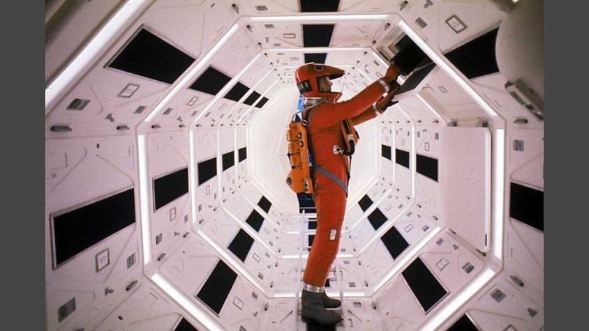 3 cosas que la película "2001: Odisea del espacio" predijo con exactitud y una en la que se equivocó