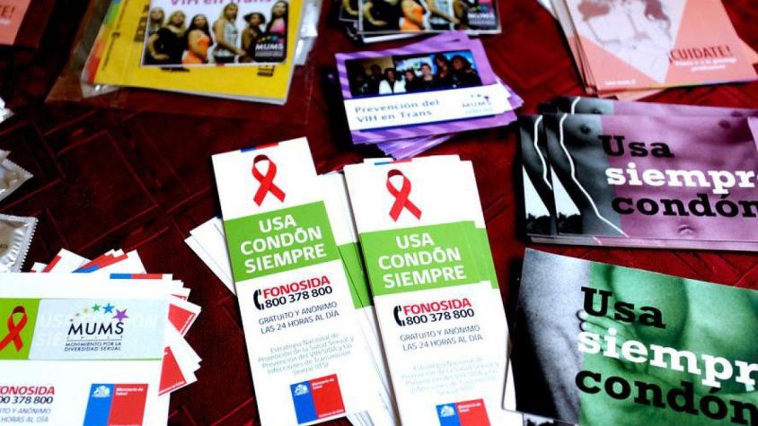 [VIDEO] U. de Chile ofrecerá test rápido de VIH a estudiantes, funcionarios y académicos