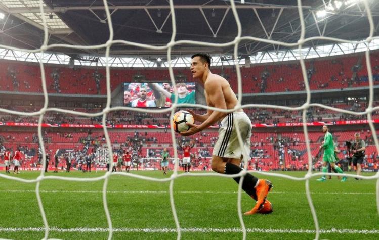 Distintas camisetas, un mismo grito: los 8 goles de Alexis en Wembley
