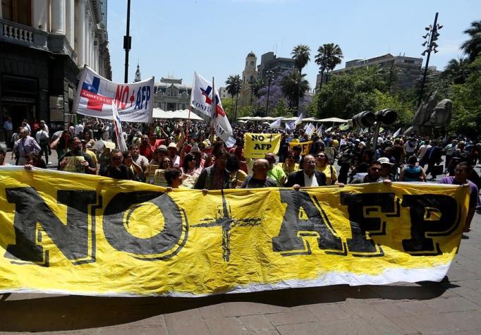 Revisa los desvíos de tránsito para este domingo por la marcha No+AFP en Santiago