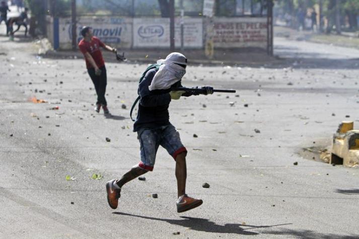 Ola de protestas deja 24 muertos y sume a Nicaragua en el caos