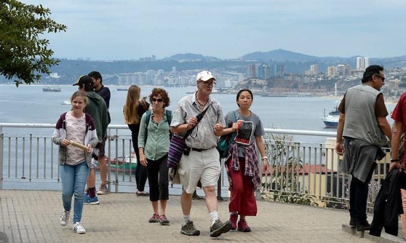 Balance de temporada estival: más de 2 millones y medio de extranjeros visitaron Chile