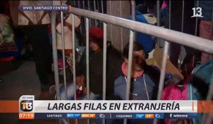 [VIDEO] Largas filas de inmigrantes marcan segundo día de regularización