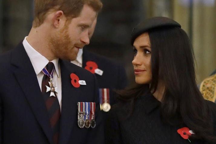 [VIDEO] Meghan Markle se adelanta a su boda con el príncipe Harry y se luce como novia en la TV