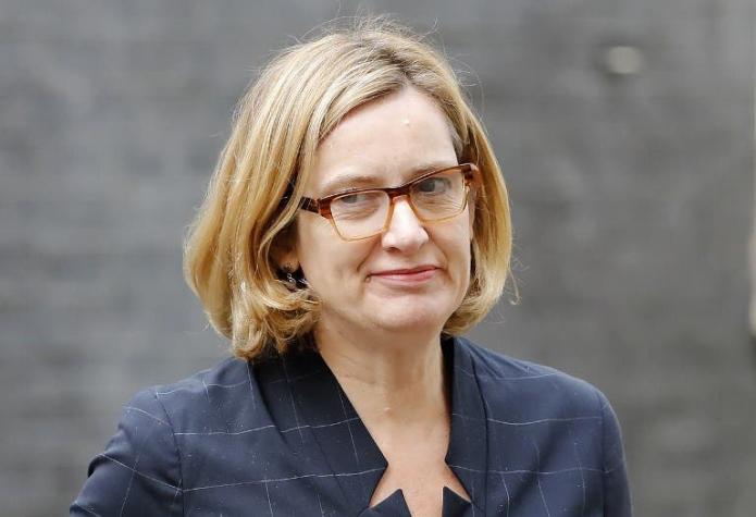 Renuncia la ministra del Interior británica, Amber Rudd, tras polémica sobre inmigración