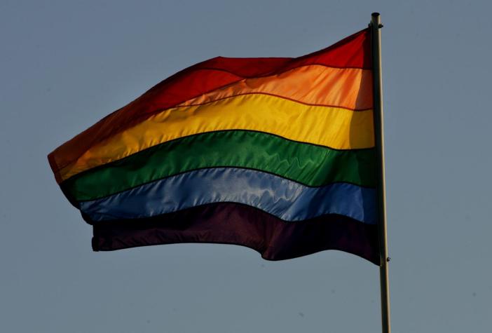 Presunto ataque homofóbico provocó incendio en club lésbico de Chillán