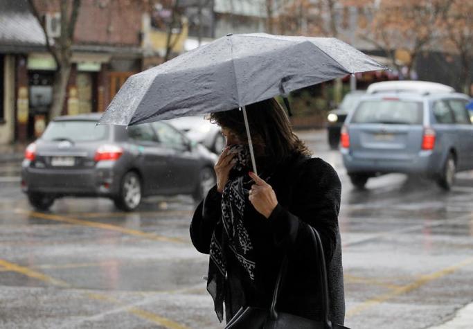 [VIDEO] ¿Cuánta lluvia caerá este martes 29 en Santiago?