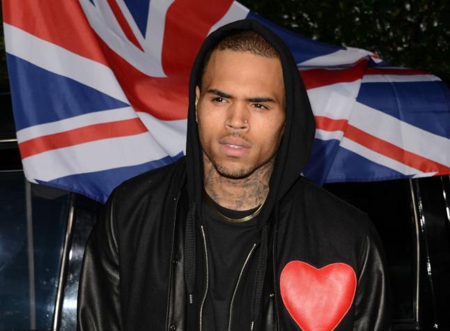 Cantante Chris Brown enfrenta demanda por agresión sexual