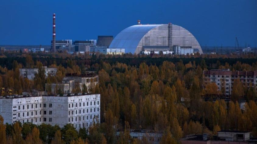 Por qué construyeron una planta de energía solar en Chernóbil, la zona del peor desastre nuclear
