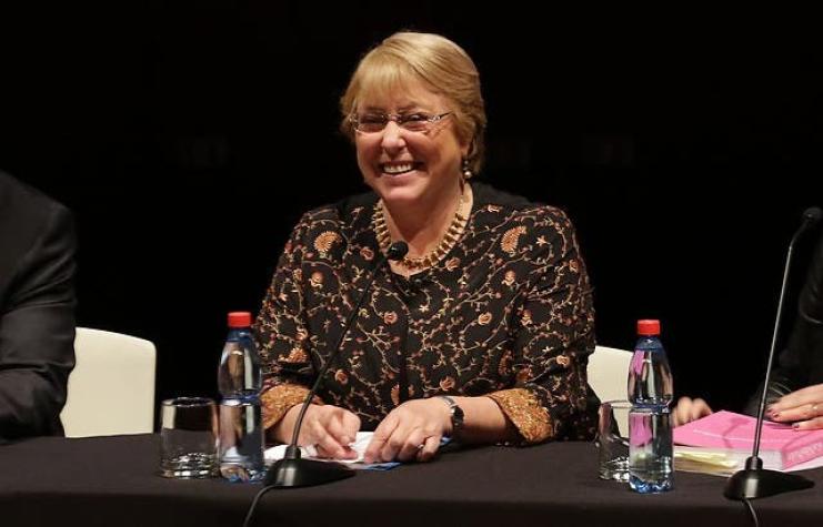 [VIDEO] Bachelet encabeza primer encuentro con sus ex ministros