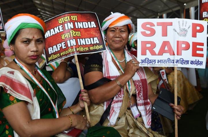 India: Dos hombres queman viva a una joven de 16 años un día después de haberla violado
