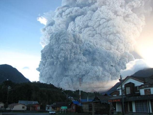 [FOTOS] Sernageomin publica imágenes inéditas de la erupción del volcán Chaitén