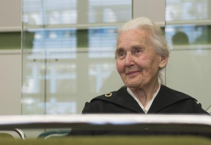 Alemania: Detienen a la "abuela nazi", condenada por negar el holocausto