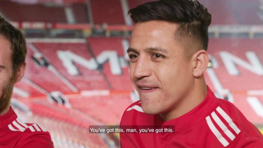 [VIDEO] Alexis Sánchez se divierte con “Guerra de bromas” a los hinchas del United