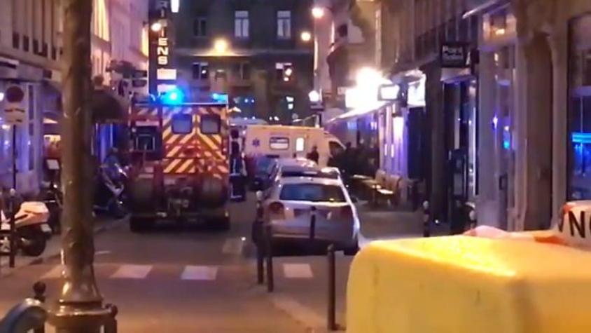 [VIDEO] Un muerto y cuatro heridos en París tras ataque de hombre con cuchillo