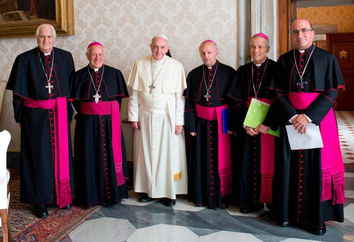 [VIDEO] Obispos en antesala de reunión con el Papa: "Tenemos plena disponibilidad para pedir perdón"