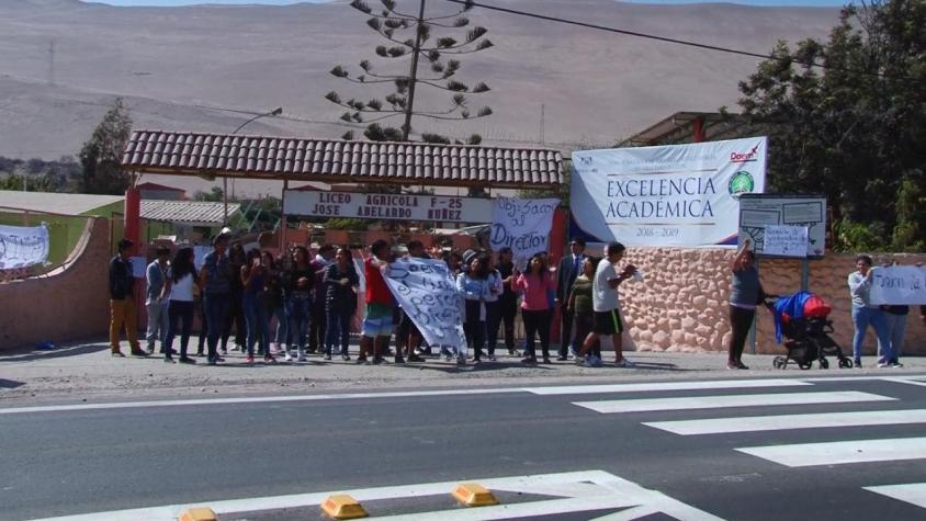 [VIDEO] San Miguel de Azapa: Alumnos extranjeros se toman colegio por discriminación