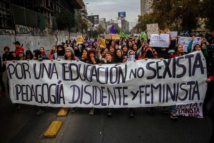 [FOTOS] Las consignas que se tomaron la marcha contra la violencia de género