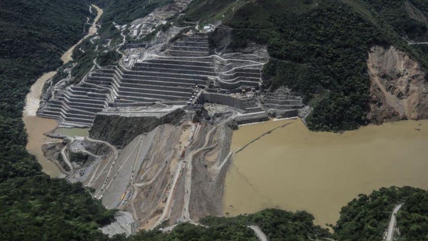 Hidroituango, proyecto hidroeléctrico más grande de Colombia que tiene en alerta a miles de personas