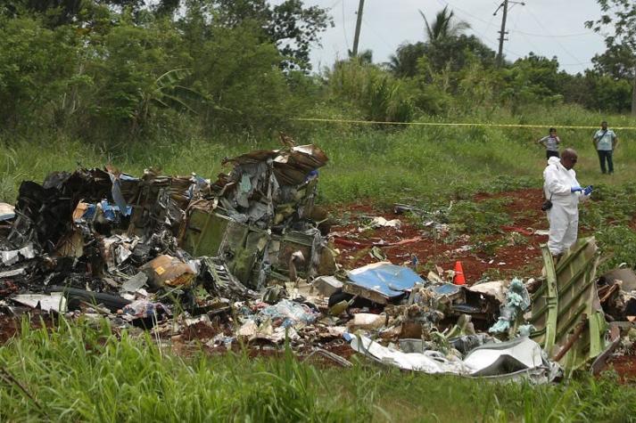 Encuentran caja negra del avión cubano que se estrelló en La Habana y actualizan número de víctimas