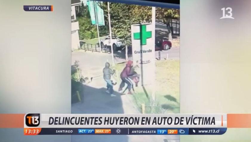 [VIDEO] Registro captó a delincuentes golpeando a mujer para asaltarla en Vitacura