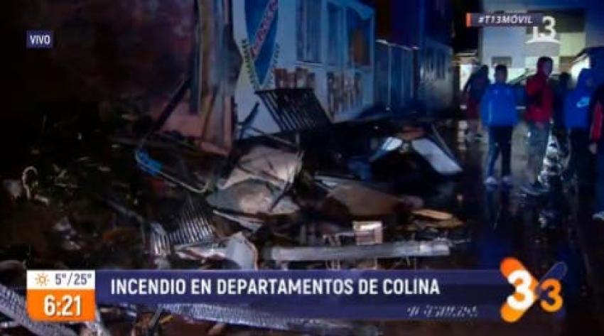 [VIDEO] Incendio afecta departamentos en Colina