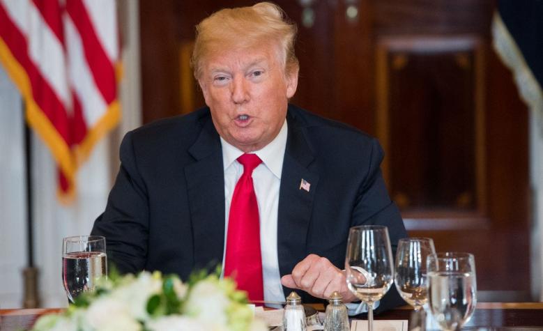 Trump sugiere que la cumbre con Kim podría "ocurrir más tarde"